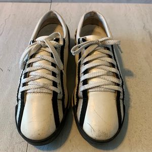 Gucci Women's White Vintage Boulevard Lace Up Signature Leather Sneakers Size 8